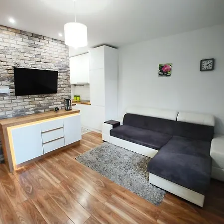 Sliczny Apartament Obok Manufaktury Na Wylacznosc, Parter, Blok, Apartment Lodz (Lodz)