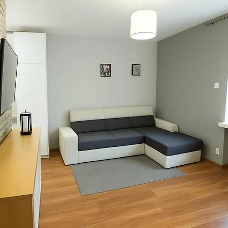 Apartman Sliczny Obok Manufaktury Na Wylacznosc, Parter, Blok, Parking , Blisko Zoo , Aquapark *