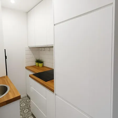 Apartament śliczny Obok Manufaktury Na Wyłączność, Parter, Blok,